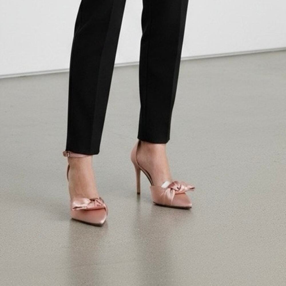 New Dee Ocleppo satin Fondo bow nude heels sz 37